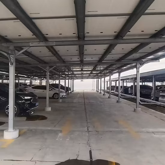 Sistema de montagem solar para garagem